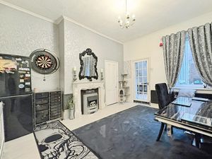 Photo 8- click for photo gallery